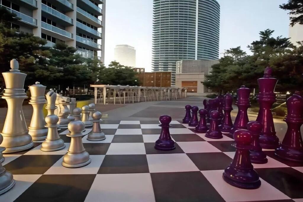 W Hotel Luxury High Rise Miami Exterior photo